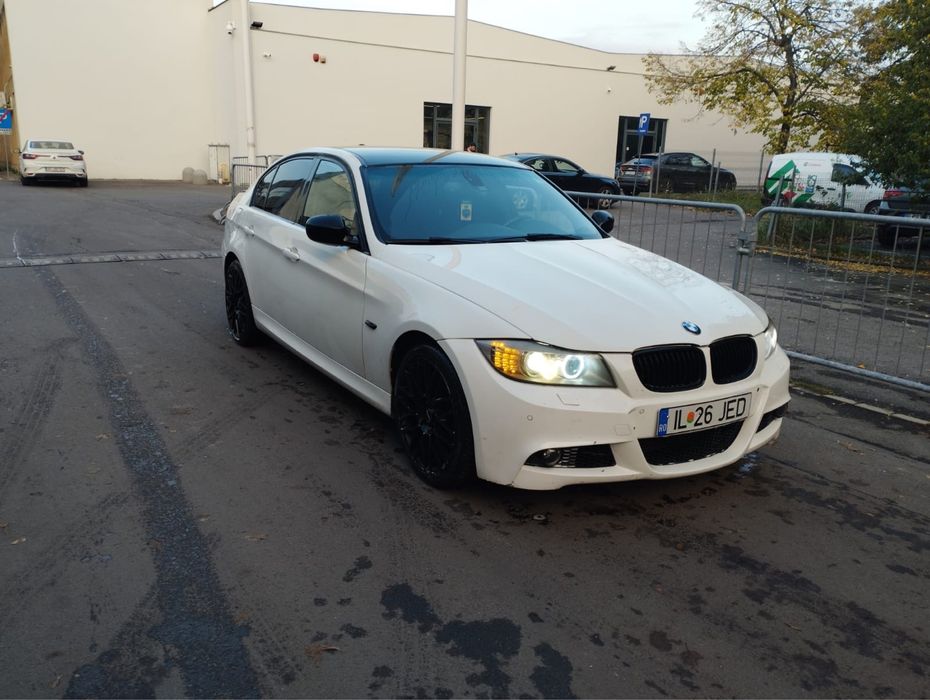 BMW seria 3 e90 facelift
