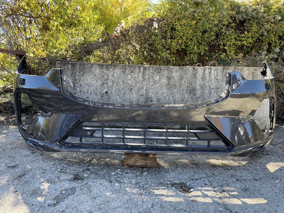 Предна броня за Volvo XC60 Волво ХЦ60  2022г-