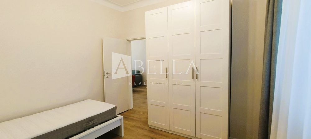 Дава се под наем Тристаен апартамент в София, Център - 80 кв.м за 950 € - Снимка #11