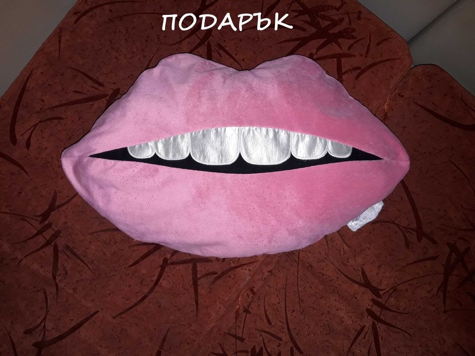 Продавам НОВО голямо LED ОГЛЕДАЛО + интересен подарък