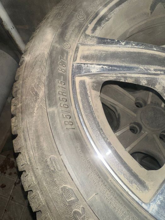 Зиминие Шины 185/65/R15