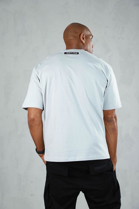 Нови тениски Pause