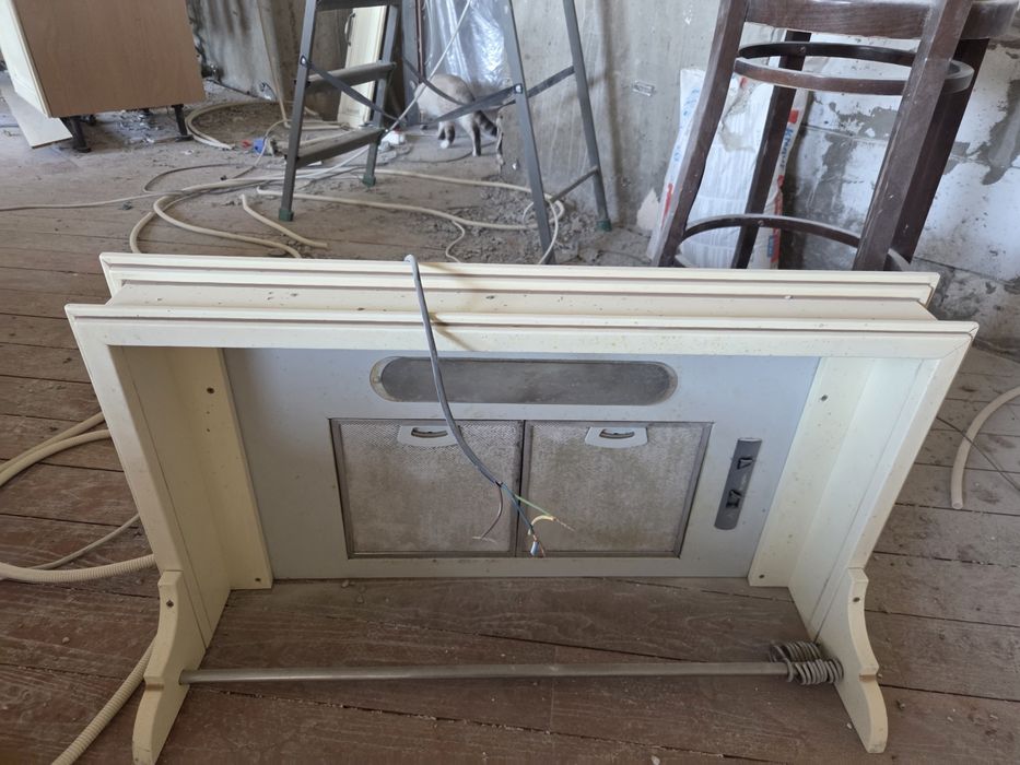 Вытяжка рабочая 90 см шириной