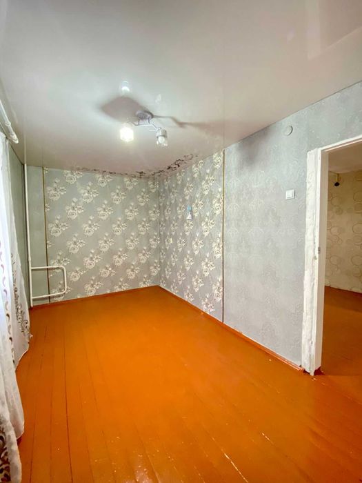 2х комнатная в кирпичном доме 3 этаж