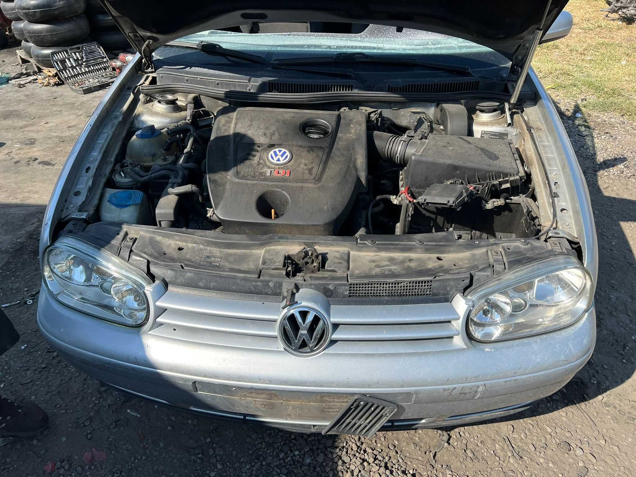 Fata completa/Dezmembrari Volkswagen Golf 4 1.9 ASZ