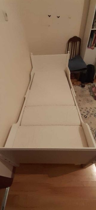 Кровать Икея 80 на 2 метра с матрацем. Цена 40 тыс тг. Самовывоз