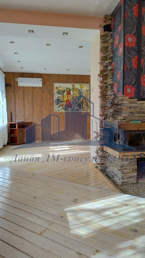 Продава се Етаж от къща в Шумен, Пожарната - 90 кв.м за 2034 €/кв.м - Снимка #3