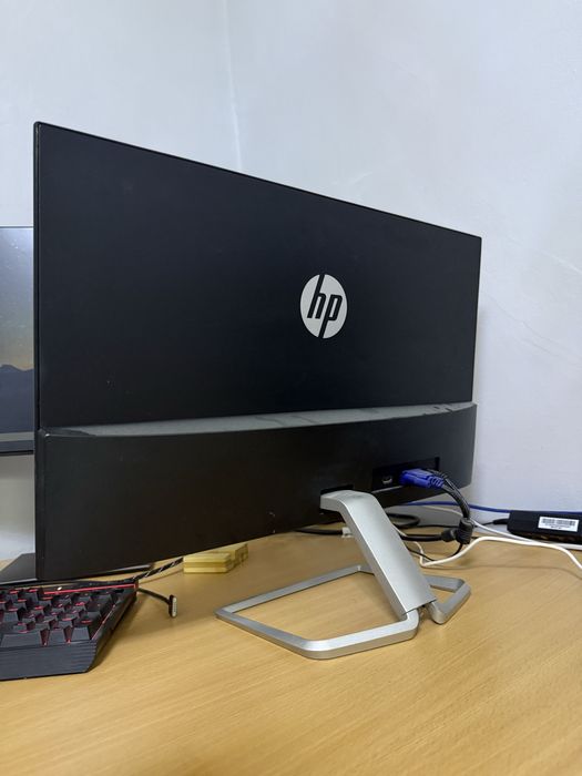 Продам монитор HP 24f
