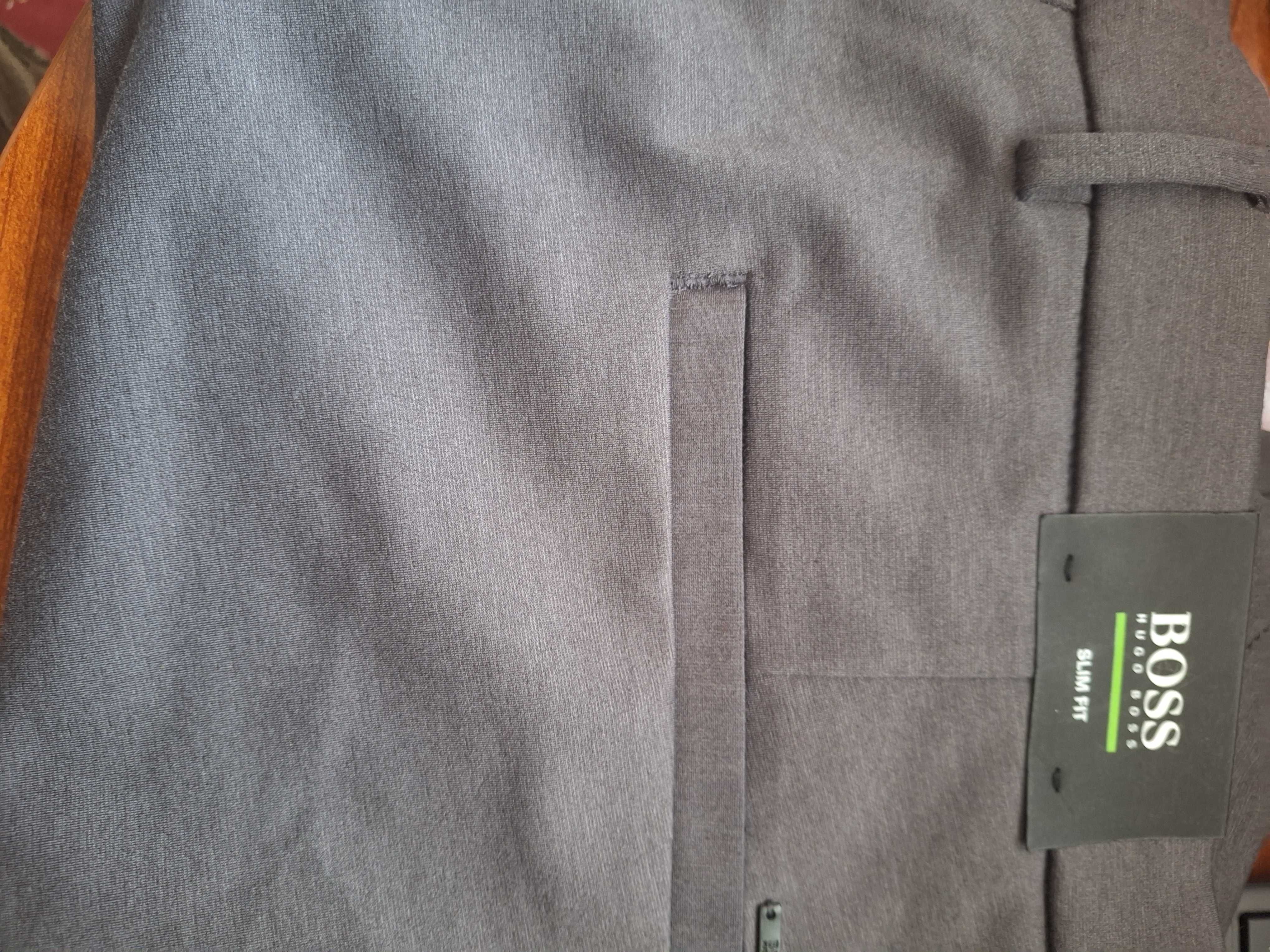 Hugo Boss Мъжки бермуди 56