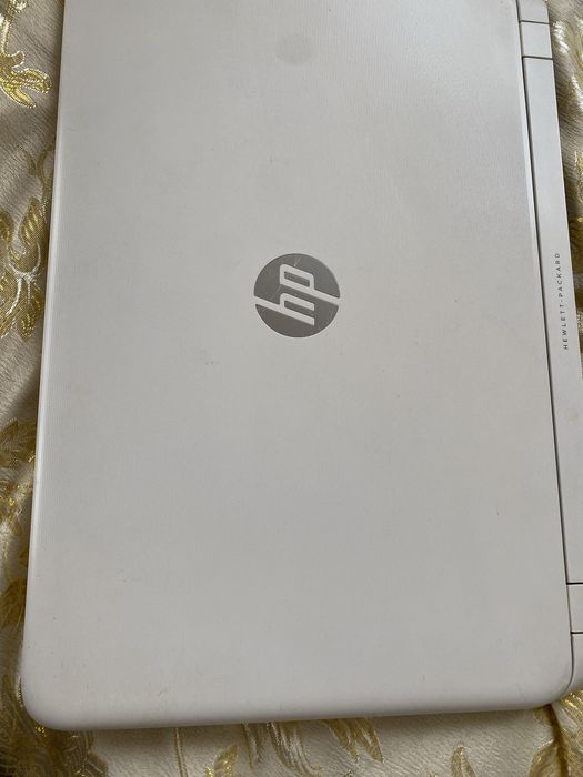 Лаптоп 15.6 HP intel kore I5 .1.5TB диск 8GB RAM