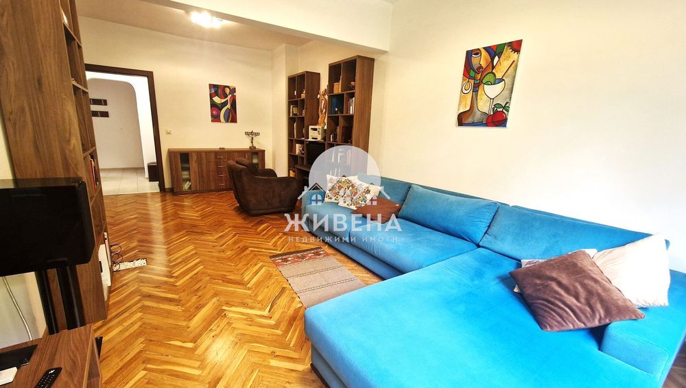 Продава се Четиристаен апартамент в Варна, Гръцка махала - 104 кв.м за 3270 €/кв.м - Снимка #2