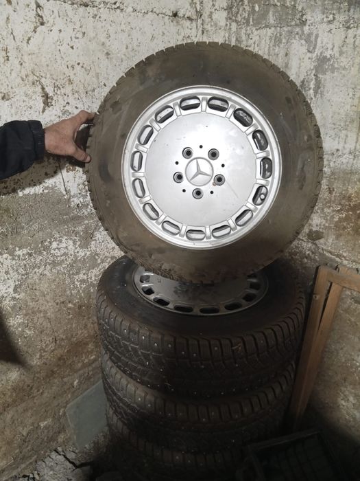 Продам диски вместе с резиной зимней