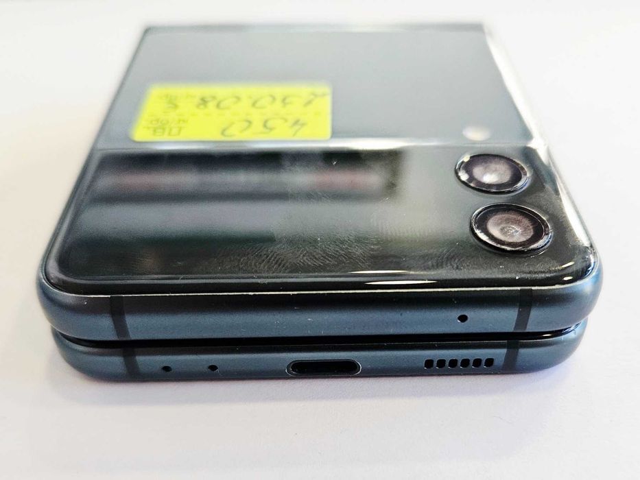 Samsung Galaxy Z Flip 3 8/128  05944-25