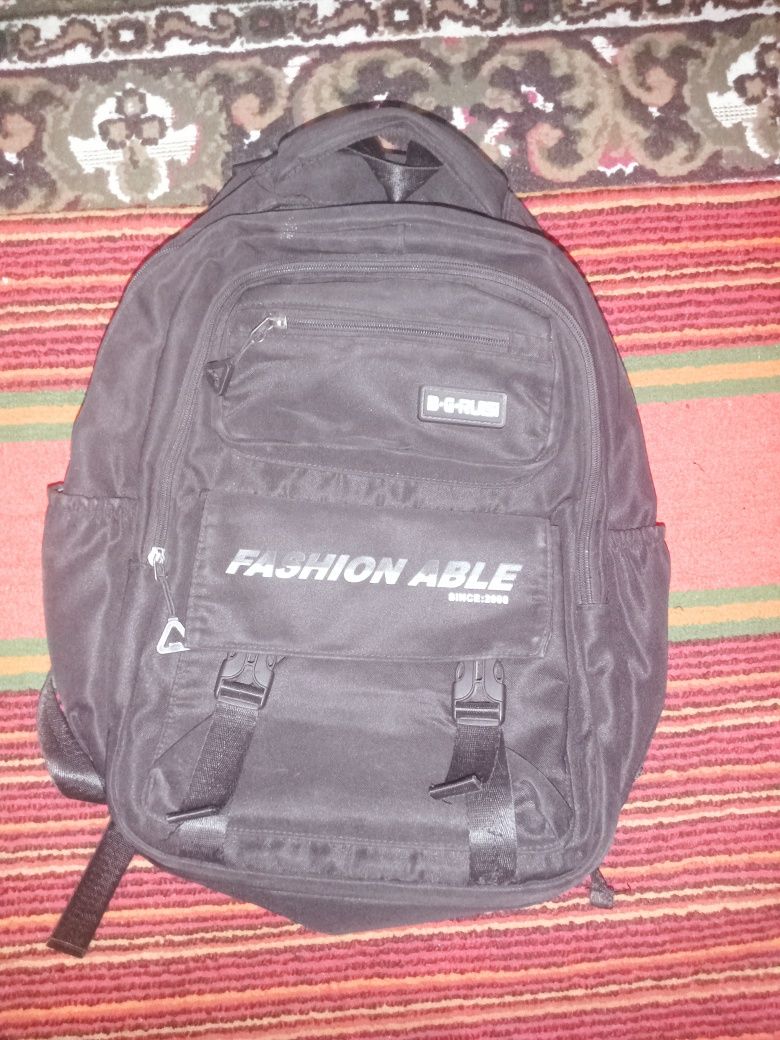 Maktab sumkasi arzon narxda!!