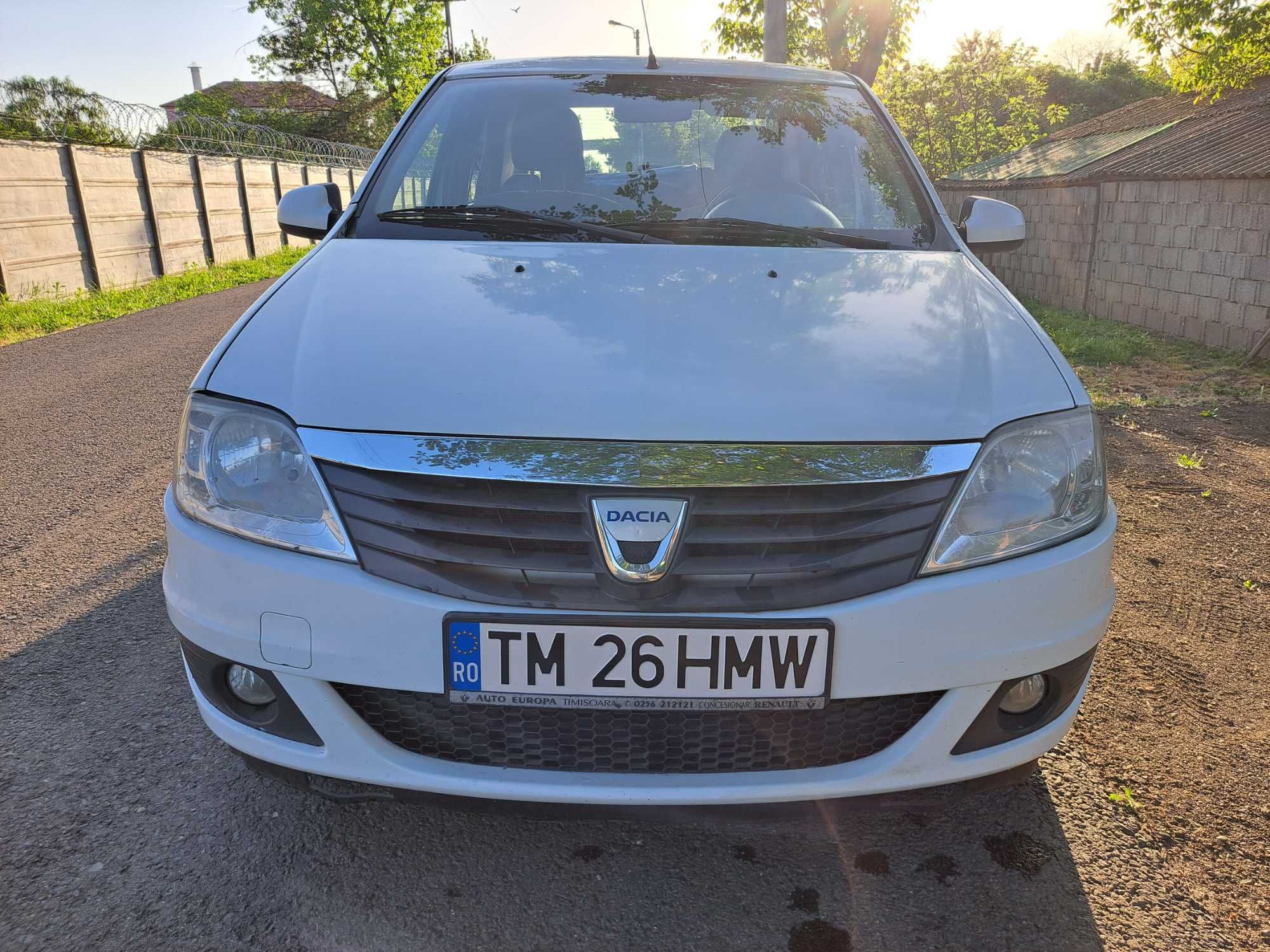 Dacia Logan 2 din 2011