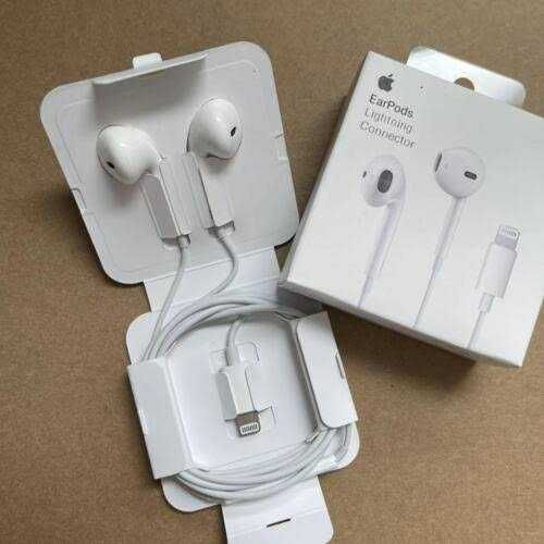Apple EarPods • USB-C • Lightning