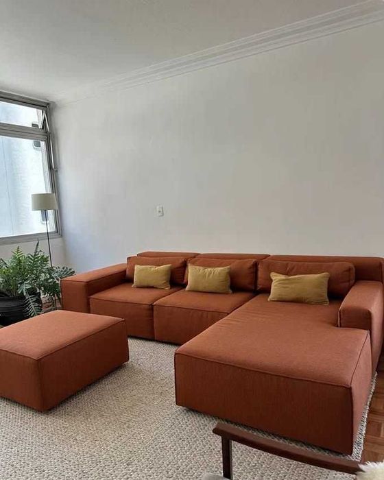 Перетяжка и реставрация и ремонт мягкой и корпусной мебели