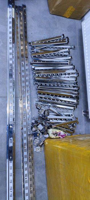 Продам торговые вешало