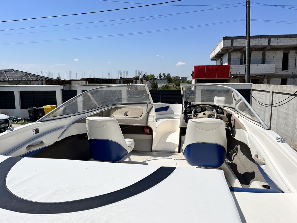 Vand Barca BayLiner 205BR motor 4.3 mpi injectie