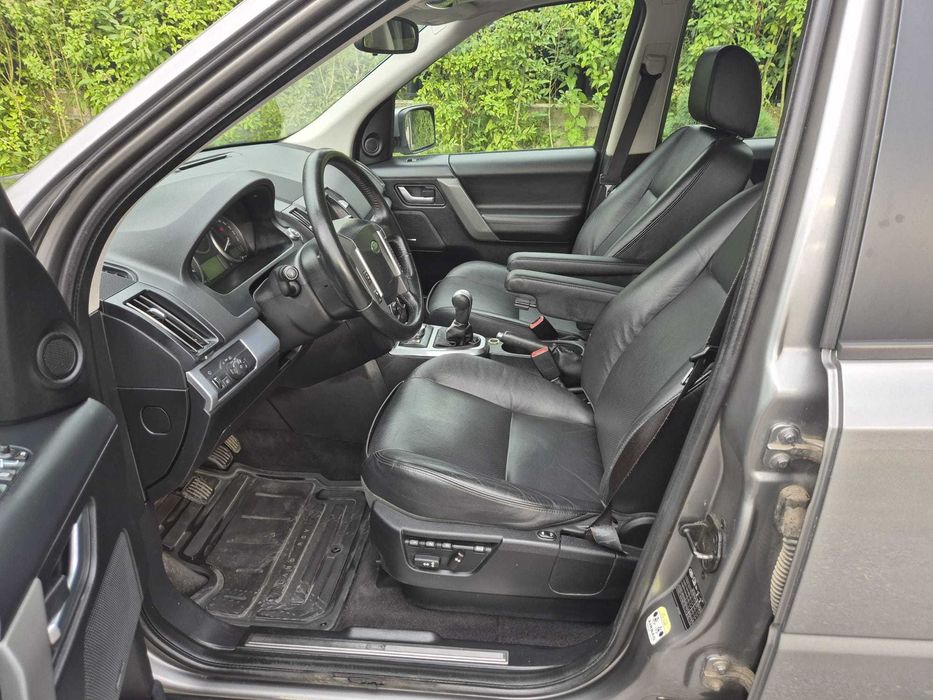 Land Rover Freelander 2 HSE TD4


Scaun șofer cu