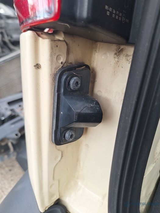 Tampon hayon  stanga VOLKSWAGEN CADDY IV Estate SAB, SAJ 2015 -2020