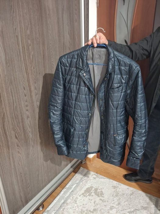 Продам куртку демисизонная, осень -весна , 50 размер  осенняя