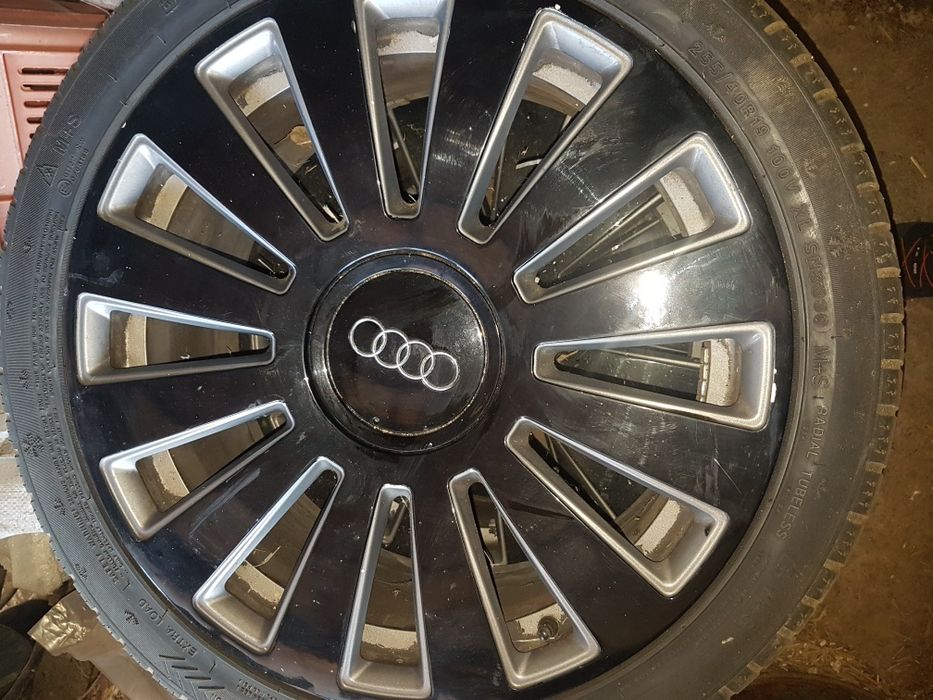 AUDI A8L W12 На части