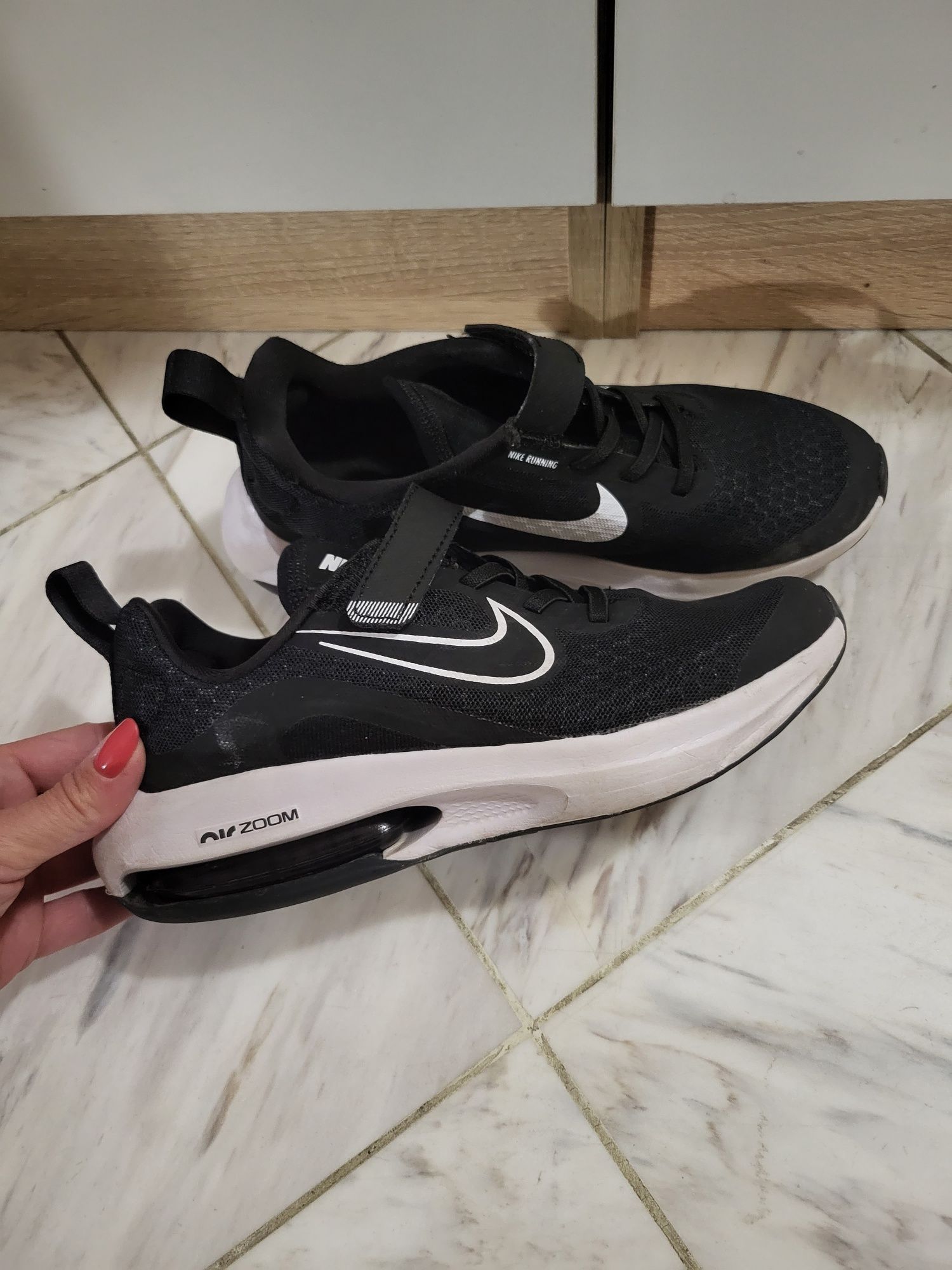 Детски маратонки Nike zoom arcadia