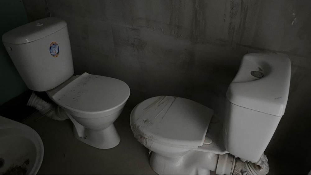 Унитазы б/у по 8000