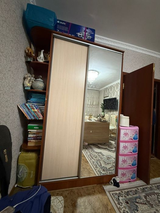 Продам мебель срочно.