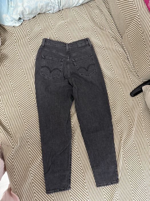 Blugi levi’s gri/ negru