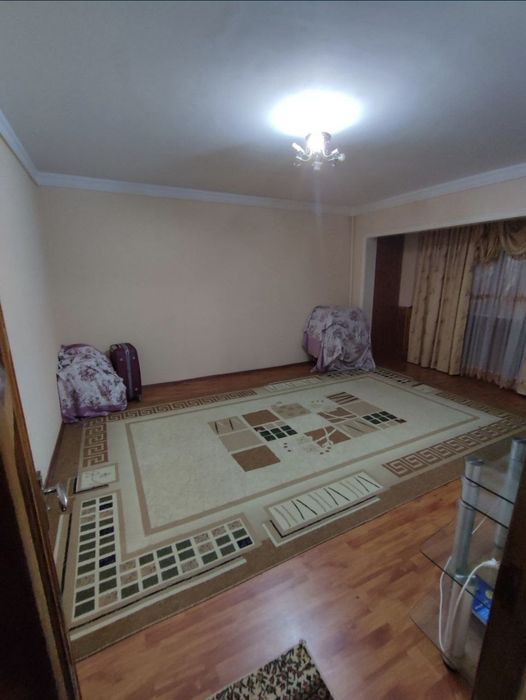 2х комнатная квартира продаётся Юнусабад 11 кв