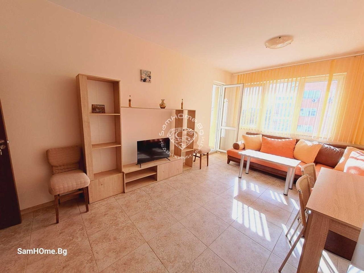 Дава се под наем Двустаен апартамент в Варна, Левски - 65 кв.м за 450 € - Снимка #1