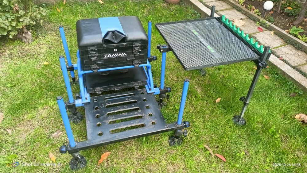 Платформа за риболов с маса