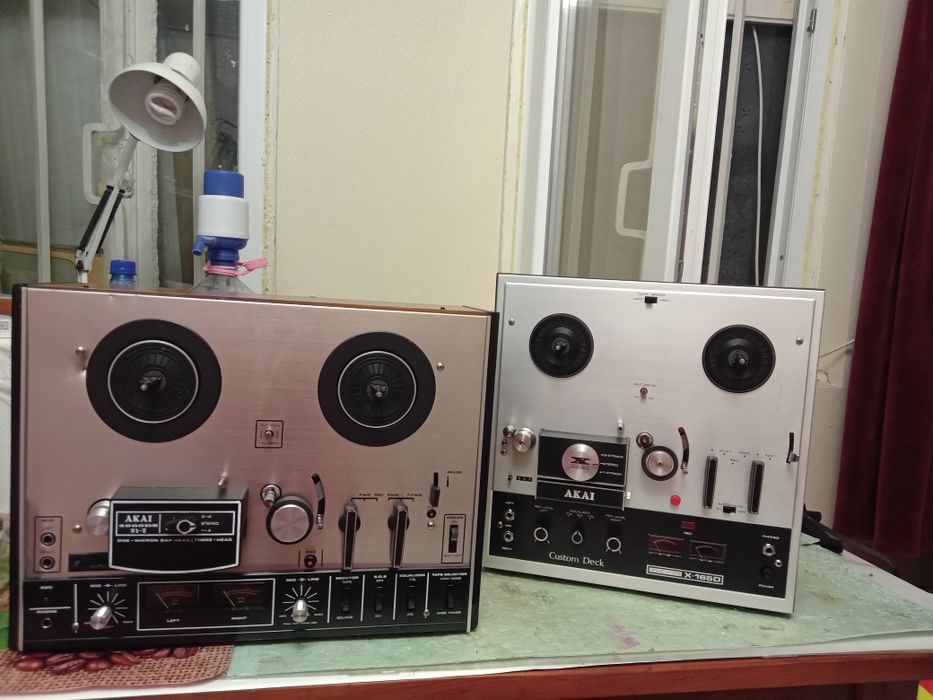 Magnetofon Akai 165D