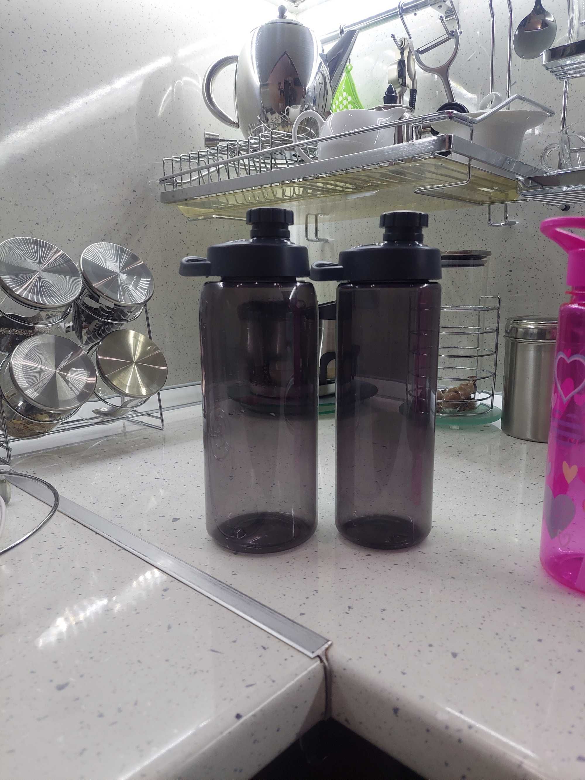 Пластмасови шишета за течности Нови
