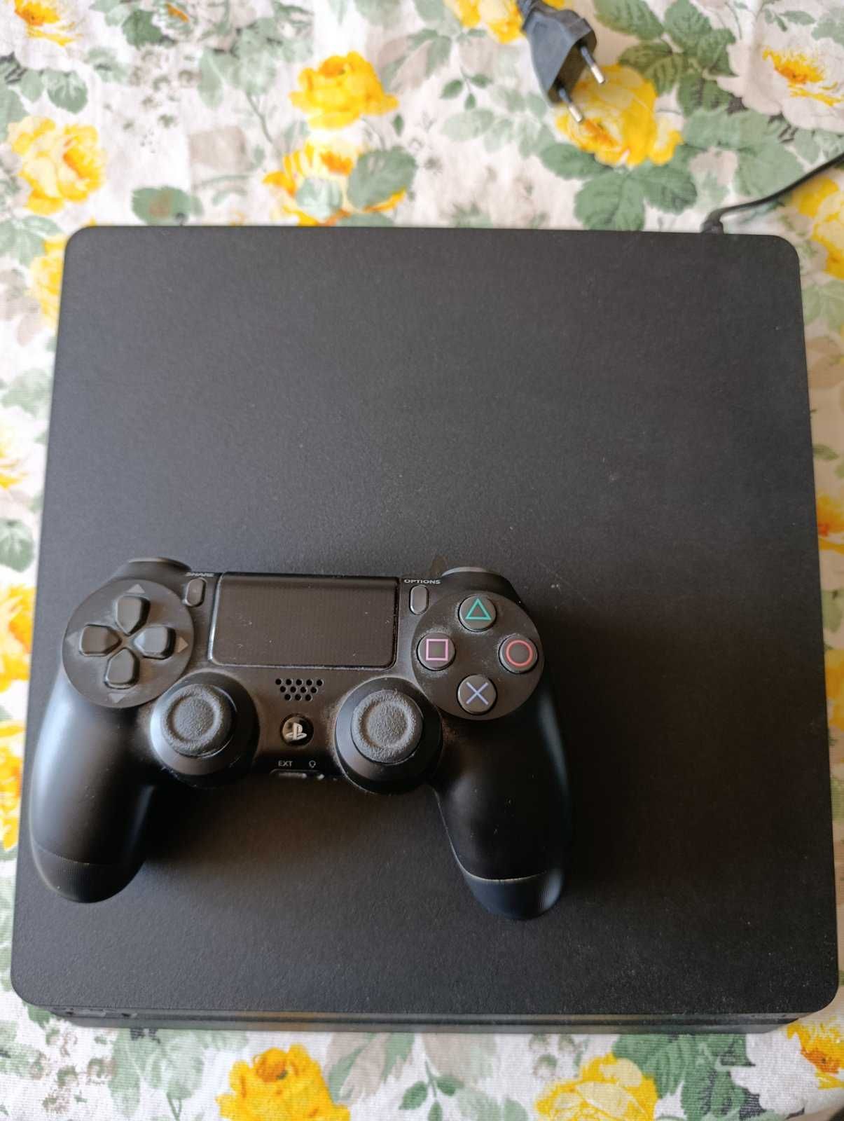 PlayStation 4 Slim