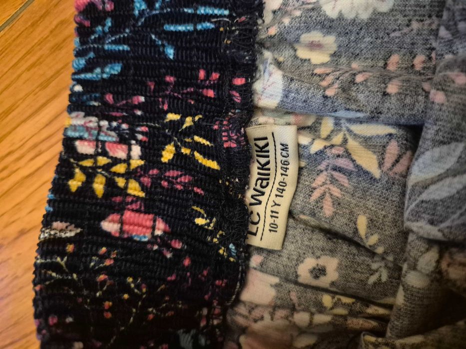 Fusta fete catifea marime 140-146 cm,  10-11 ani, LC Waikiki