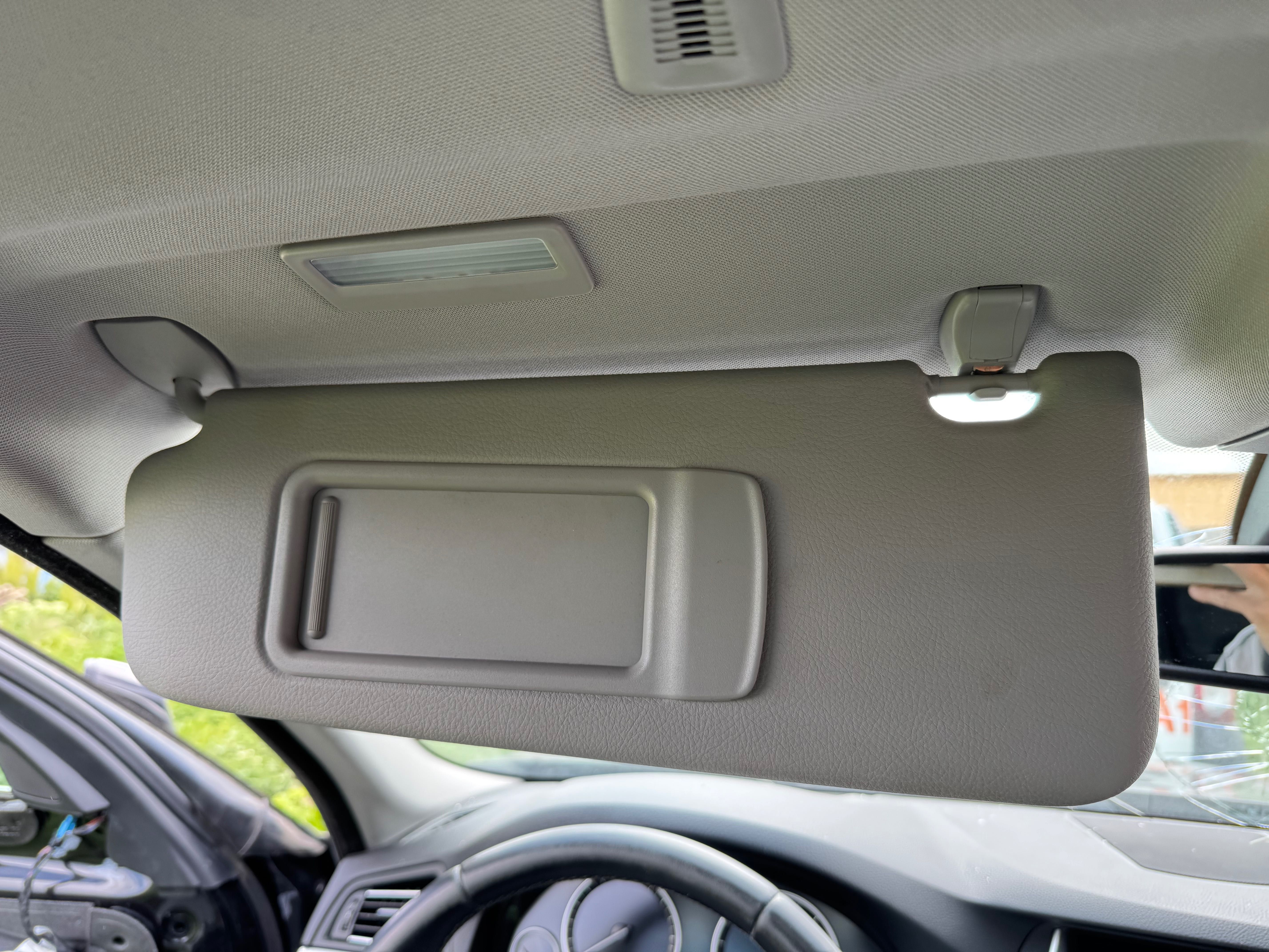 Ornamente interioare praguri para solar BMW F10 F11 LCI facelift