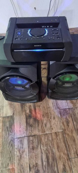 Sistem audio Sony, statie  + boxe