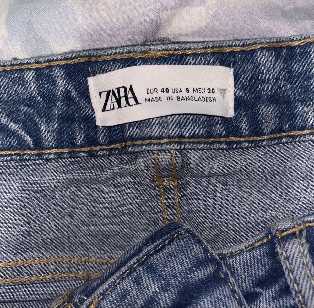 Къси дамски гащи Zara