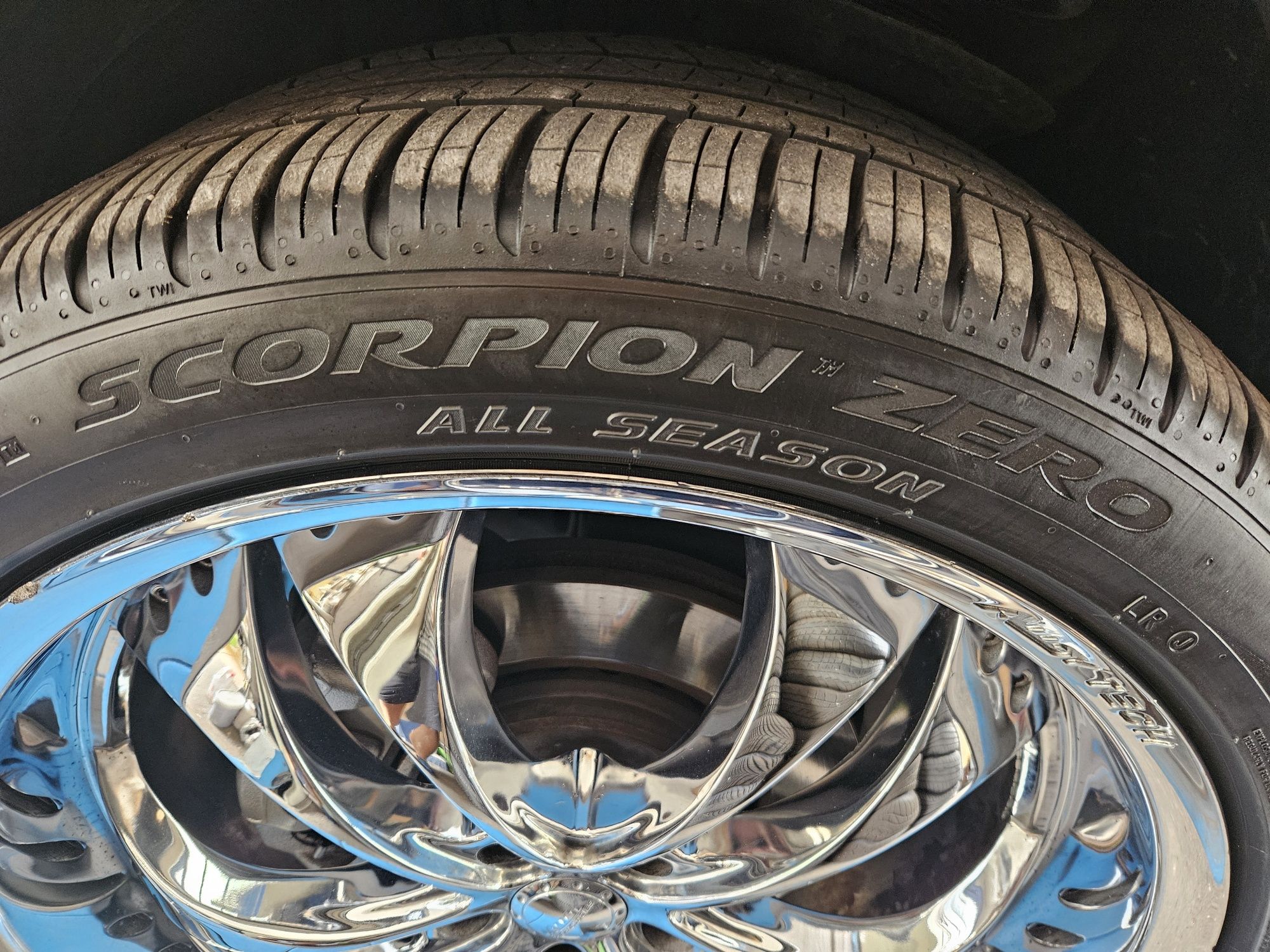 Алуминиеви джанти toyota lexus mazad kia  с гуми 5х114,3 22" хром нике