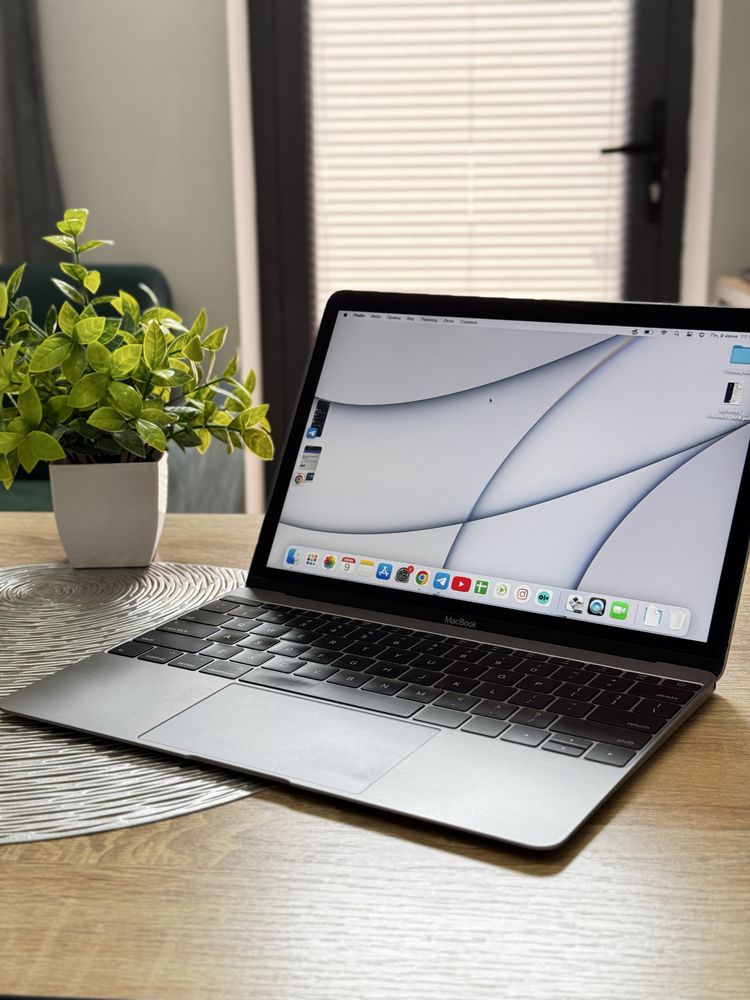 Macbook 2017 Sotiladi