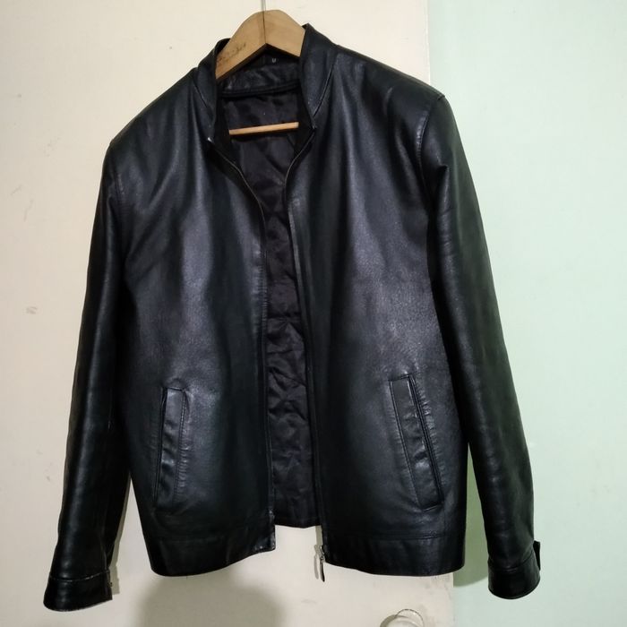 Продам из натуральной кожи.