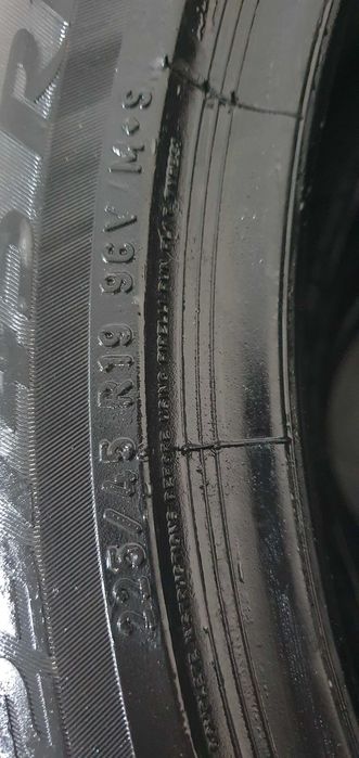 225 45 19 pirelli iarna
