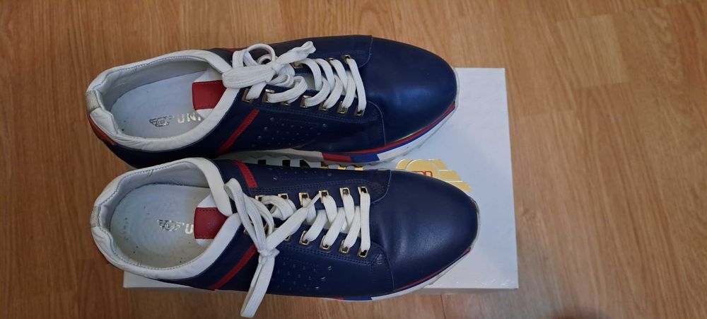 Боти мъжки 43 номер