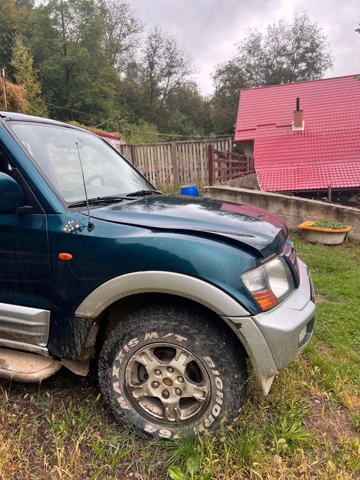 Mitsubishi Pajero MK3 Autoutilitara