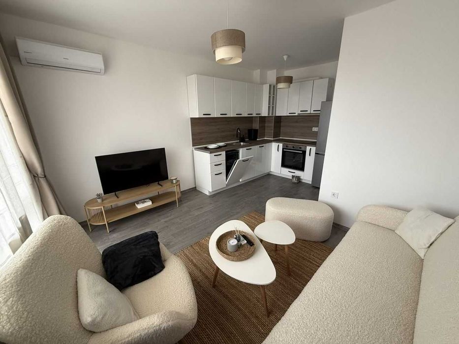 Дава се под наем Двустаен апартамент в Пловдив, Южен - 55 кв.м за 375 € - Снимка #4