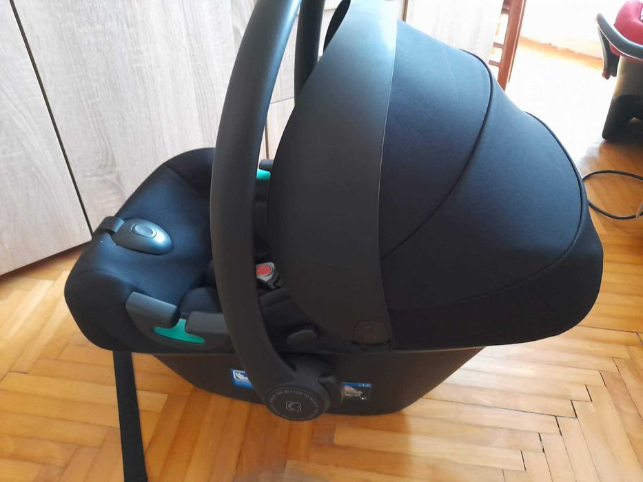 Кошница-столче за кола