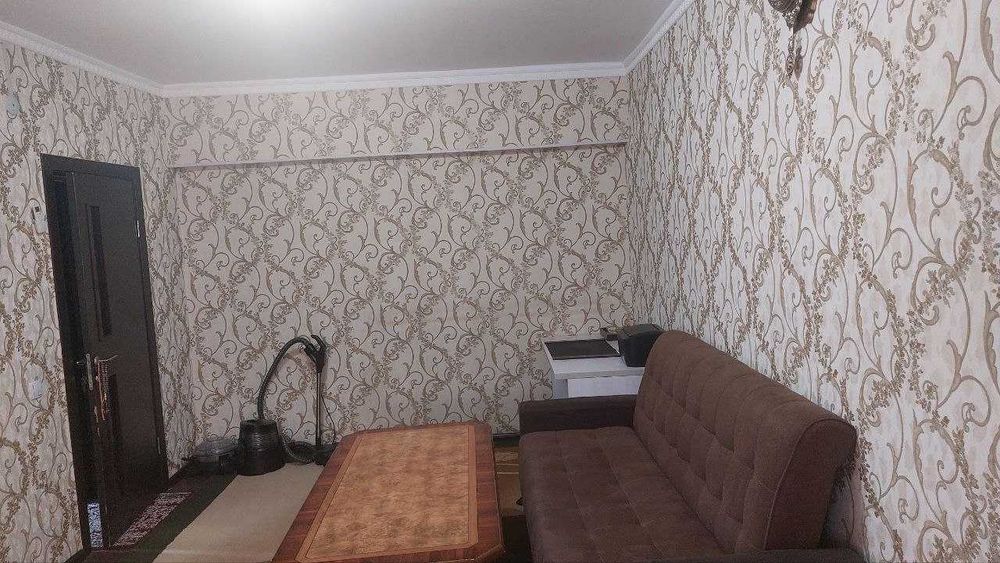 Сотилади. Ўзимни уйим. Сергилида.